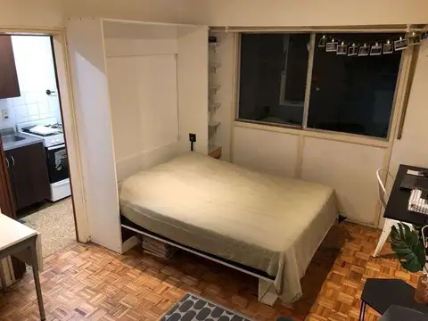 Luminoso Monoambiente  2 placards - Mario Bravo y AV Cordoba- Universidad Palermo- info: 