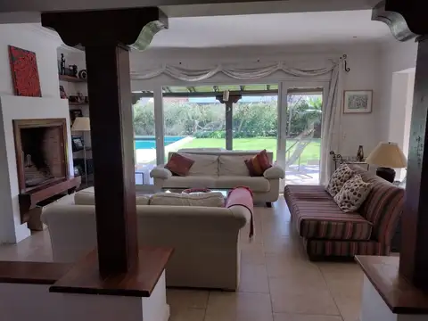 Casa en Alquiler Temporal de 4 dormitorios