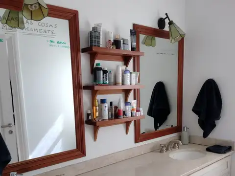 Casa en Alquiler Temporal con 3 cocheras