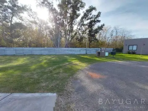 Venta Lotes /  Barrio Privado Los Arces - Pilar CON ESCRITURA