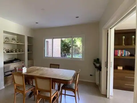 Casa en Venta al Este