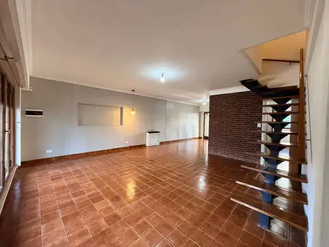 Casa en Alquiler en Zona Guemes, $ 2.100.000