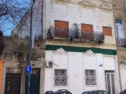 CASA BARRACAS A REFACCIONAR LOTE IDEAL INVERSORES