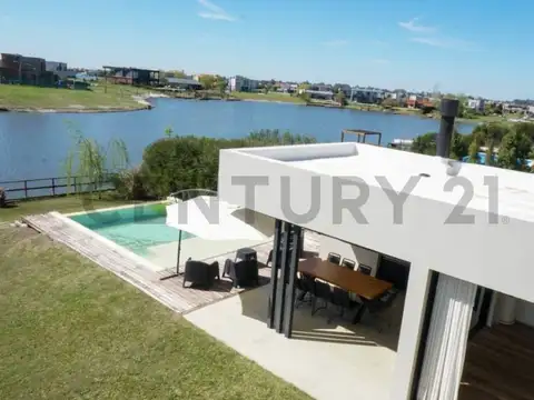 Casa en Alquiler en Belén de Escobar, USD 1.900