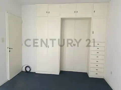 VENTA. BARRIO LUZ Y FUERZA-BURZACO- DEPARTAMENTO DE 4 AMBIENTES CON PARQUE