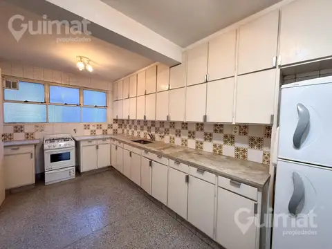 Departamento 4 ambientes con 2 baños