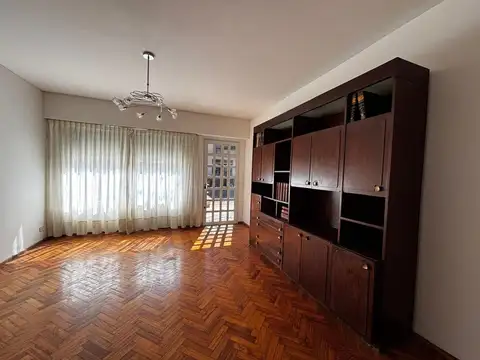 VENTA CASA EN ARROYITO COCHERA