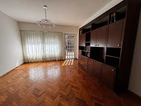 VENTA CASA EN ARROYITO COCHERA