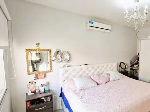 Casa 7 ambientes con 4 baños