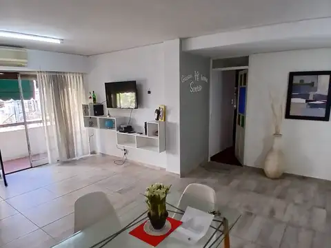 Departamento en Alquiler en Centro, $ 980.000