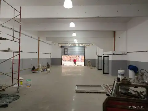 Galpon en Alquiler 21  mts Fondo