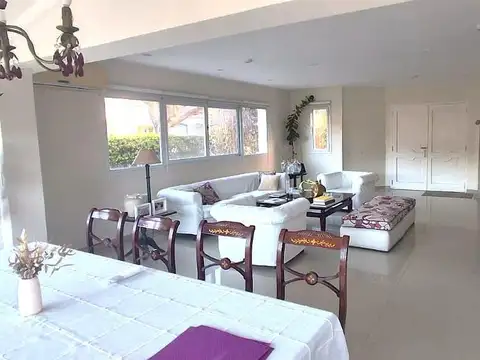 Casa en Venta en Campo Chico, USD 449.000