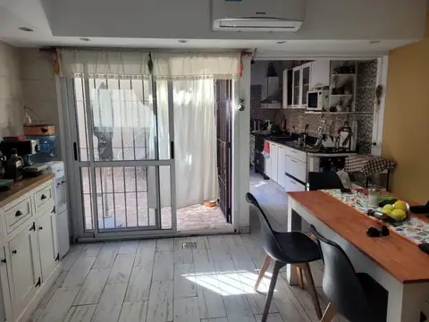 CASA 3 AMBIENTES VENTA PARQUE CHACABUCO