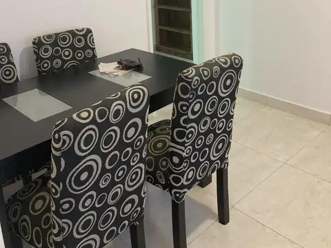 Depto Tipo Casa en Alquiler de 2 ambientes