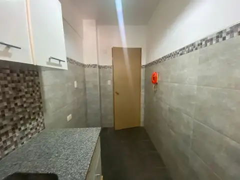 Departamento en Alquiler en Monte Castro, $ 500.000