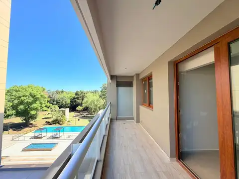 VENTA - DEPARTAMENTO 2 AMBIENTES- COCHERA - PILETA - BALCON - AMENITIES - PERMUTA
