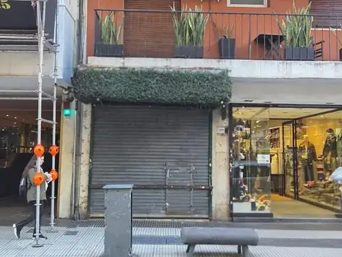 Local en alquiler en Av. Santa Fe al 1900 Recoleta CABA
