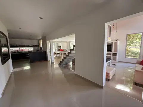 Casa en Alquiler Temporal de 5 dormitorios