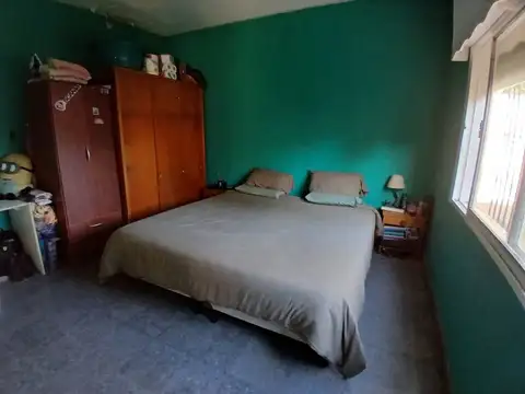 Casa 2 ambientes con 1 baño