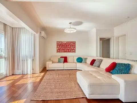 Departamento en Alquiler con 1 cocheras