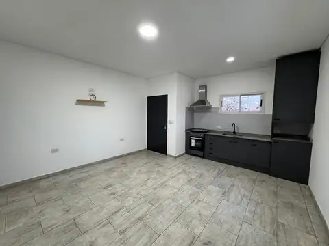 Departamento en Alquiler en San Antonio de Padua, $ 650.000