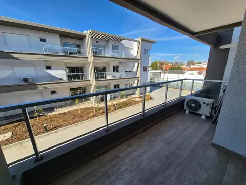 Departamento en Alquiler en Don Bosco, $ 1.400.000