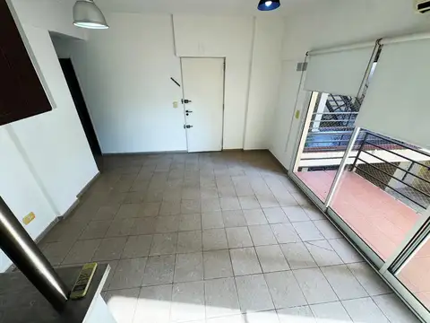 Departamento en Alquiler en San Fernando Vías  /  Centro, $ 850.000