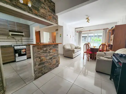 Depto 3 amb. c/balcon al frente - Mataderos