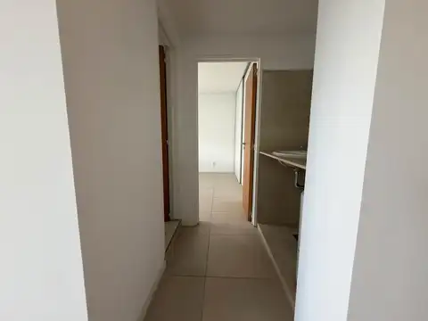 Departamento en Alquiler en Luis Agote, $ 550.000