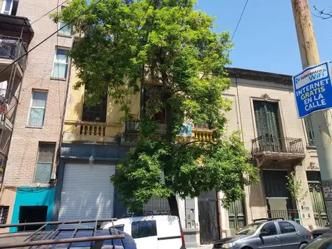 Depto Tipo Casa en Venta de 6 ambientes