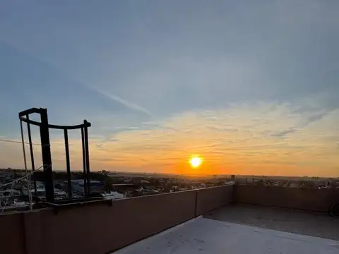 Departamento con terraza exclusiva.