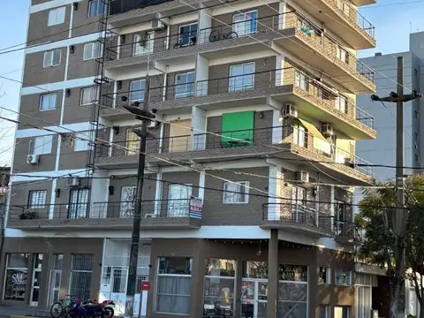 Departamento con terraza exclusiva.