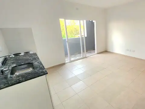 Departamento en Alquiler en Villa Bosch, $ 550.000