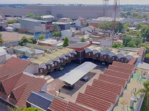 HOTEL EN VENTA CASTELAR  OPORTUNIDAD