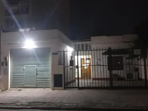 Local en Alquiler en Centro, $ 300.000