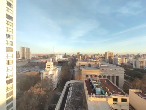Torre La Prensa - Dos Amb Piso 17 - Suite y Toilette - Balcon - Cochera - Alquiler Tradicional