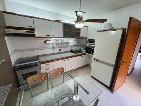 Depto Tipo Casa 4 ambientes con 2 baños