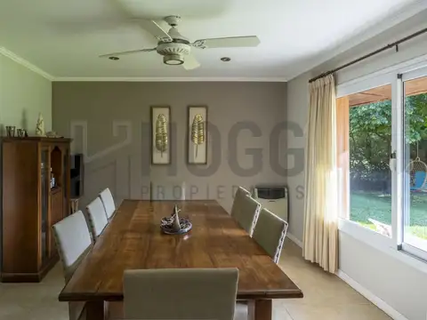 Areco - Hermosa casa Av Duran terr 2200 m2