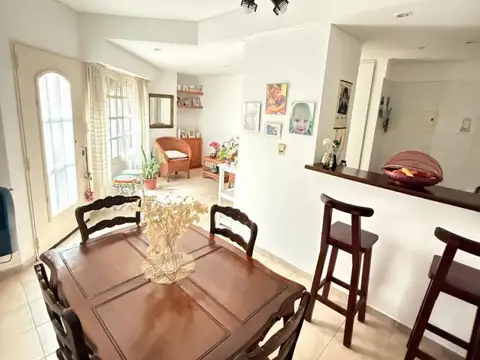 Depto Tipo Casa en Venta de 2 ambientes