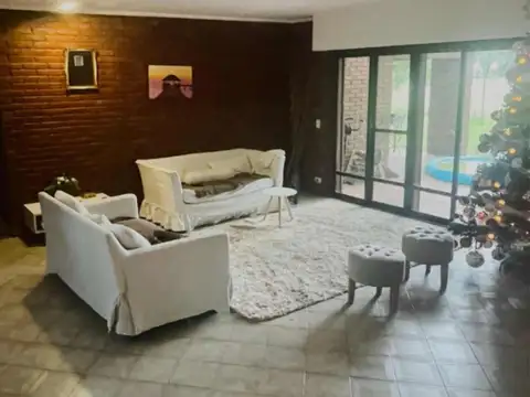 Casa en Venta de 8 dormitorios