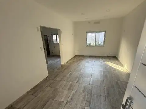 Depto Tipo Casa en Alquiler 25 años