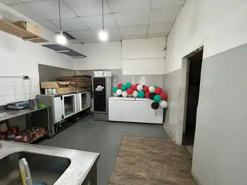 Local en Venta en Moron, USD 400.000