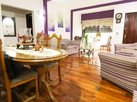 Depto Tipo Casa en Venta de 5 dormitorios