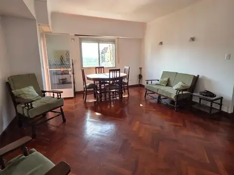Departamento en Venta en Parque Chacabuco, USD 150.000