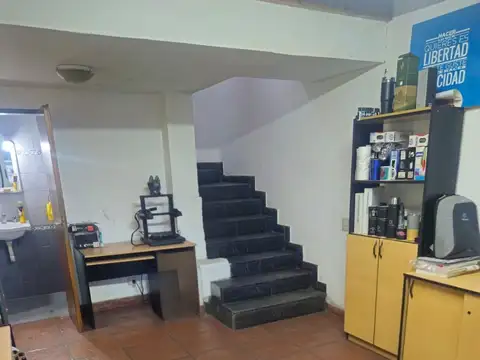 Depto Tipo Casa en Venta de 3 ambientes