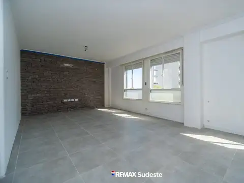 VENTA PISO CENTRICO 100% RENOVADO