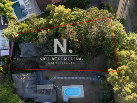 Terreno en Venta en Pinares, USD 240.000