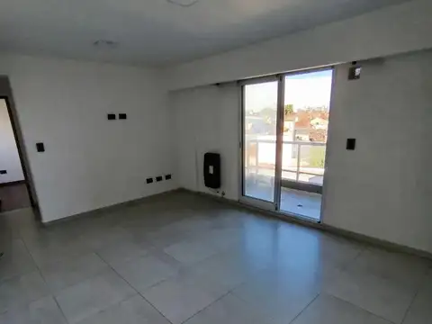 Departamento en Venta en Martín Coronado, USD 75.000