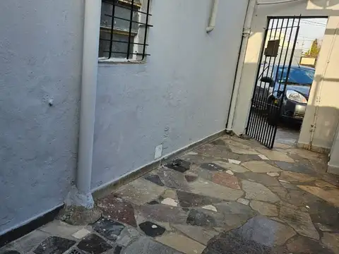 Depto Tipo Casa en Venta 33 años