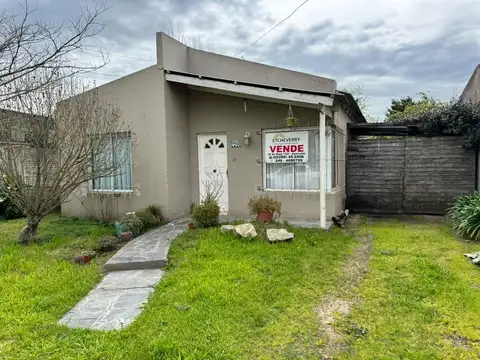 SE VENDE   CASA AYACUCHO  